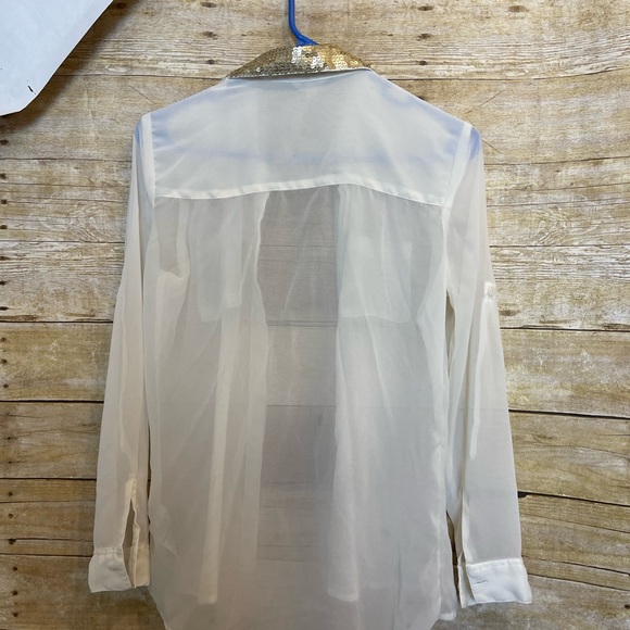 G by guess sheer sequin shirt 🛍 - Picture 3 of 3